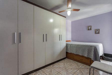 Quarto 1 de casa para alugar com 5 quartos, 238m² em Morro Santana, Porto Alegre