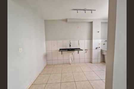 Cozinha de apartamento para alugar com 2 quartos, 55m² em Morro Santana, Porto Alegre