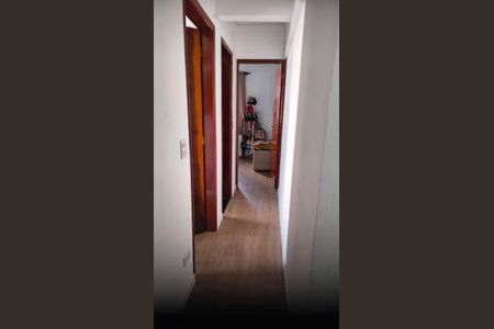 Corredor de apartamento à venda com 2 quartos, 56m² em Vila Nelson, São Paulo