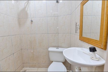 Banheiro de kitnet/studio para alugar com 1 quarto, 20m² em Riachuelo, Rio de Janeiro