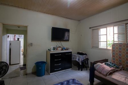 Quarto 2 de casa para alugar com 2 quartos, 120m² em Vila Matilde, São Paulo