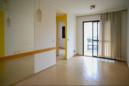 Sala de apartamento à venda com 2 quartos, 60m² em Vila Santo Estefano, São Paulo