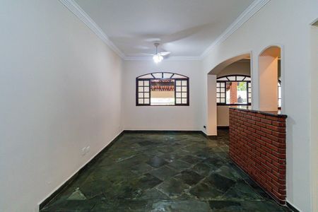 Sala de casa para alugar com 4 quartos, 227m² em Instituto de Previdencia, São Paulo