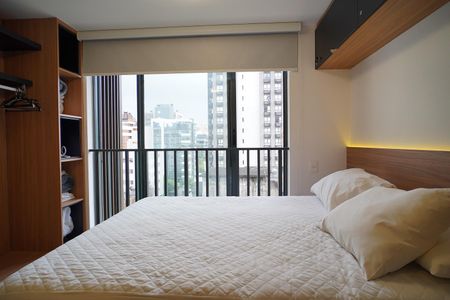 Sala _Quarto de kitnet/studio para alugar com 1 quarto, 30m² em Auxiliadora, Porto Alegre