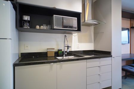 Cozinha de kitnet/studio para alugar com 1 quarto, 30m² em Auxiliadora, Porto Alegre