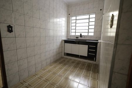 Cozinha de casa para alugar com 1 quarto, 43m² em Jardim Santo Alberto, Santo André