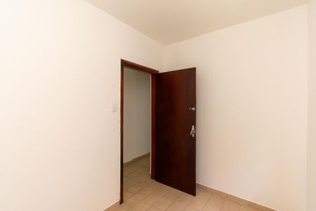 Quarto 2 de casa para alugar com 3 quartos, 300m² em Vila Alpina, São Paulo