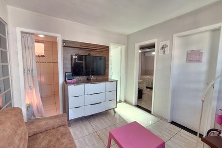 Sala de apartamento para alugar com 2 quartos, 76m² em Chácaras Rio-petrópolis, Duque de Caxias