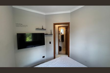 Quarto 1 de apartamento para alugar com 2 quartos, 42m² em Jardim Cristiane, Santo André