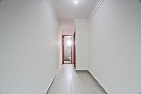 Corredor de apartamento à venda com 2 quartos, 52m² em Vila Mangalot, São Paulo