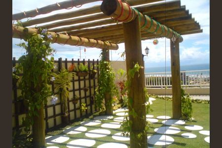 Casa para alugar com 5 quartos, 300m² em Pituaçu, Salvador