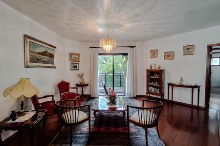 Sala de apartamento à venda com 3 quartos, 142m² em Vila Monumento, São Paulo