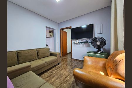 Sala de casa para alugar com 3 quartos, 450m² em Vila das Belezas, São Paulo