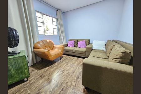 Sala de casa para alugar com 3 quartos, 450m² em Vila das Belezas, São Paulo