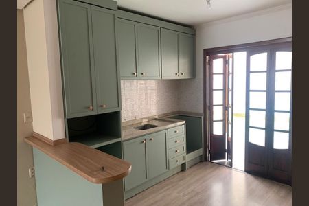 Cozinha de casa de condomínio para alugar com 3 quartos, 115m² em Mato Grande, Canoas