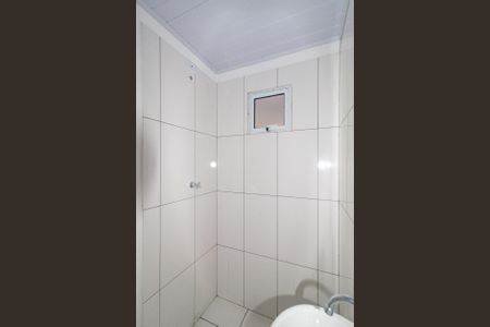 Banheiro de casa para alugar com 1 quarto, 28m² em Jardim Ana Estela, Carapicuíba