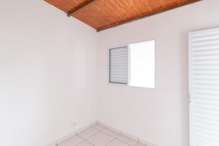 Quarto de casa para alugar com 1 quarto, 24m² em Jardim Ana Estela, Carapicuíba