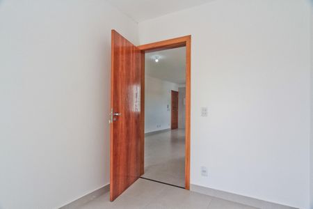 Quarto 1 de apartamento à venda com 2 quartos, 44m² em Vila Mangalot, São Paulo