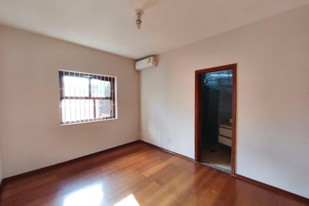 Quarto Suíte 2 de casa para alugar com 4 quartos, 300m² em Jardim Guarani, Campinas