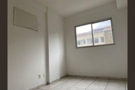 Sala de apartamento para alugar com 2 quartos, 60m² em Santa Catarina, São Gonçalo