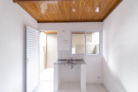 Cozinha de casa para alugar com 1 quarto, 28m² em Jardim Ana Estela, Carapicuíba