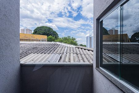 Vista de apartamento à venda com 2 quartos, 40m² em Vila Mangalot, São Paulo