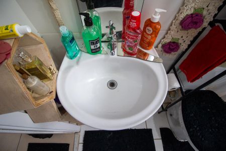 Banheiro de apartamento para alugar com 1 quarto, 45m² em Aparecidinha, Sorocaba