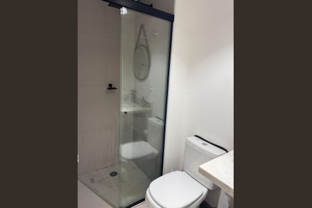 Banheiro de apartamento para alugar com 1 quarto, 32m² em Vila Cordeiro, São Paulo