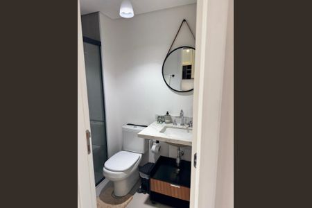 Banheiro de apartamento para alugar com 1 quarto, 32m² em Vila Cordeiro, São Paulo