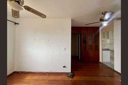 Sala de apartamento à venda com 2 quartos, 60m² em Swift, Campinas