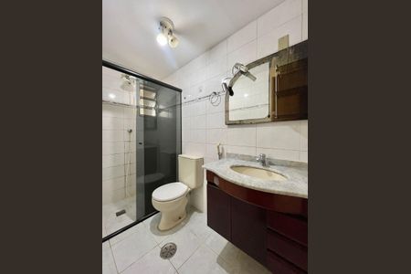 Banheiro de apartamento à venda com 2 quartos, 60m² em Swift, Campinas