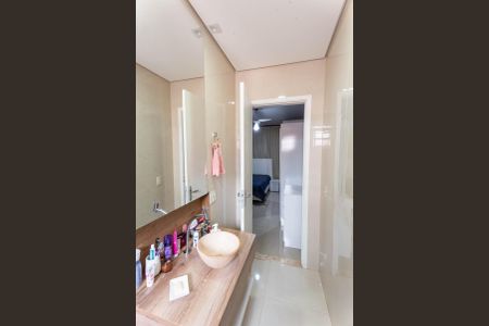 Banheiro da Suíte 1 de casa para alugar com 4 quartos, 195m² em Parque Industrial, Campinas