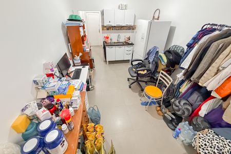 Sala e Quarto de kitnet/studio à venda com 1 quarto, 28m² em Sé, São Paulo