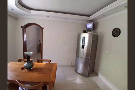 Casa para alugar com 4 quartos, 360m² em A Definir Em Campo, Contagem