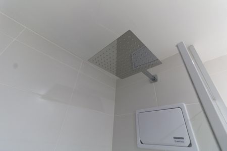 Banheiro de apartamento para alugar com 1 quarto, 32m² em Vila Gumercindo, São Paulo