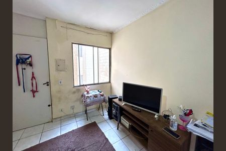 Sala de apartamento para alugar com 2 quartos, 70m² em Vila Hulda, Guarulhos