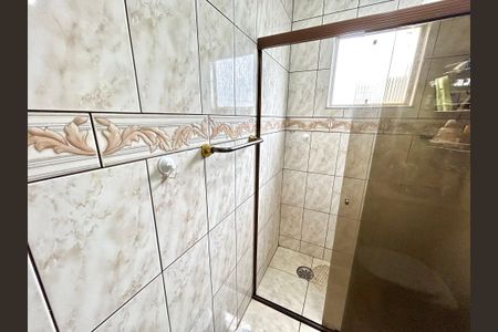 Banheiro de apartamento para alugar com 2 quartos, 70m² em Vila Hulda, Guarulhos