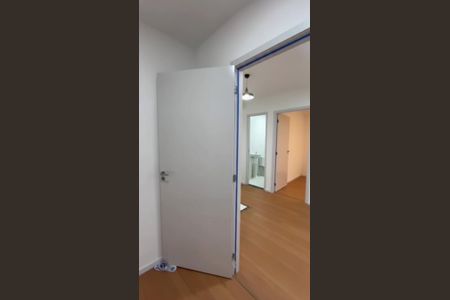 Quarto de apartamento para alugar com 2 quartos, 32m² em Jardim Gilda Maria, São Paulo