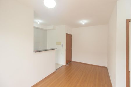 Sala de apartamento para alugar com 2 quartos, 44m² em Campo Grande, Rio de Janeiro