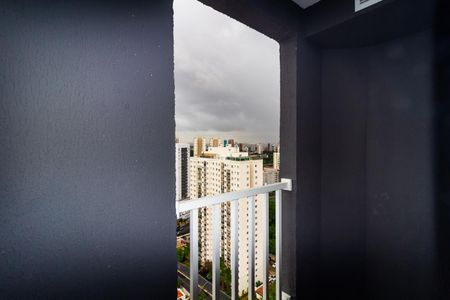 Sacada Quarto 1 de apartamento para alugar com 2 quartos, 36m² em Vila Santa Clara, São Paulo