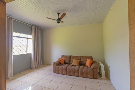 Sala de casa à venda com 3 quartos, 200m² em Mato Grande, Canoas