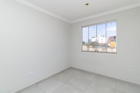Sala de apartamento à venda com 3 quartos, 70m² em Vila Jardim Leblon, Belo Horizonte