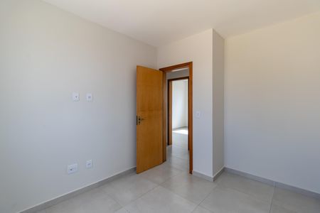 Quarto 1 de apartamento à venda com 3 quartos, 70m² em Vila Jardim Leblon, Belo Horizonte