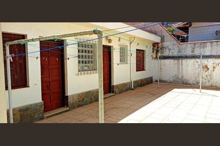 Foto 01 de casa à venda com 3 quartos, 239m² em Vila Polopoli, São Paulo