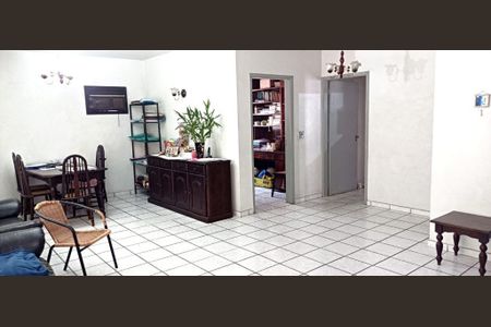 Foto 17 de casa à venda com 3 quartos, 239m² em Vila Polopoli, São Paulo