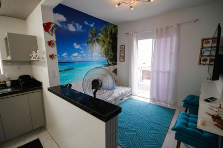 Sala/Cozinha de casa de condomínio para alugar com 2 quartos, 61m² em Maracanã, Praia Grande