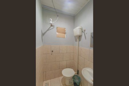 Banheiro de kitnet/studio para alugar com 1 quarto, 1m² em Mathias Velho, Canoas