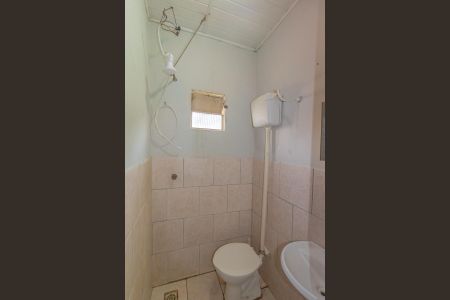 Banheiro de kitnet/studio para alugar com 1 quarto, 20m² em Mathias Velho, Canoas