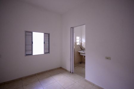 Quarto de casa para alugar com 1 quarto, 60m² em São João Climaco, São Paulo