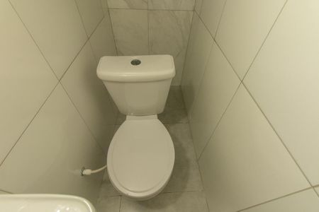 Lavabo de casa para alugar com 3 quartos, 150m² em Orleans, Curitiba